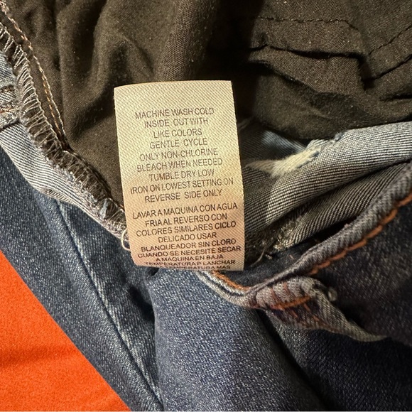 Democracy Distressed Jeans - Picture 9 of 13